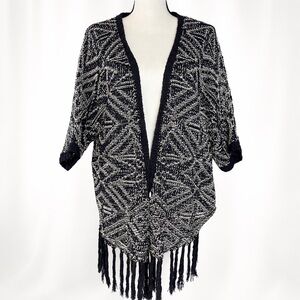 Blu Pepper Open Front Black White Boho Knit Cardigan Poncho Fringe Size S
